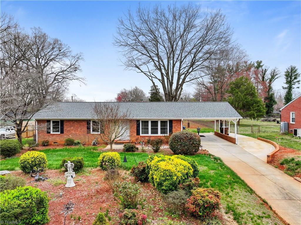 1312 Spry, 1135494, Greensboro, Stick/Site Built,  for sale, Jennifer  Huffman, Incom Subscriber Office